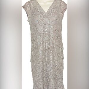 Scarlett Nite Floral Sheath Dress 8P Tan Gray  Layered Lace Metallic Cap Sleeves